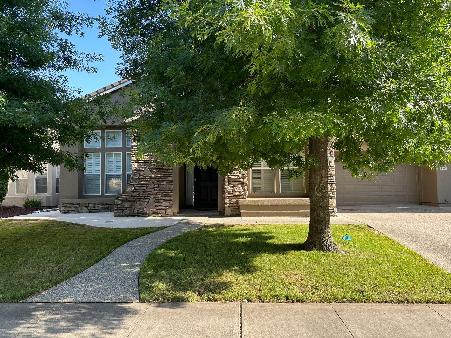 Property Photo:  1840 Montara Avenue  CA 95835 
