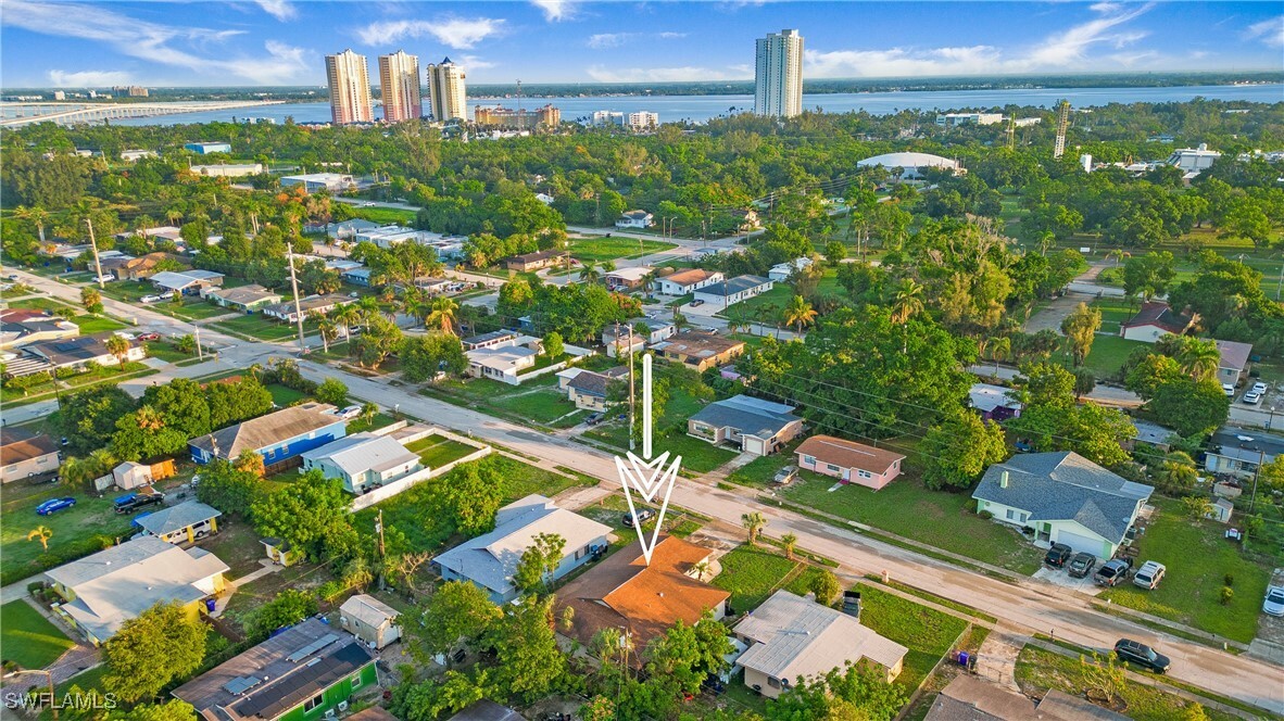 Property Photo: 3148 Apache Street FL 33916