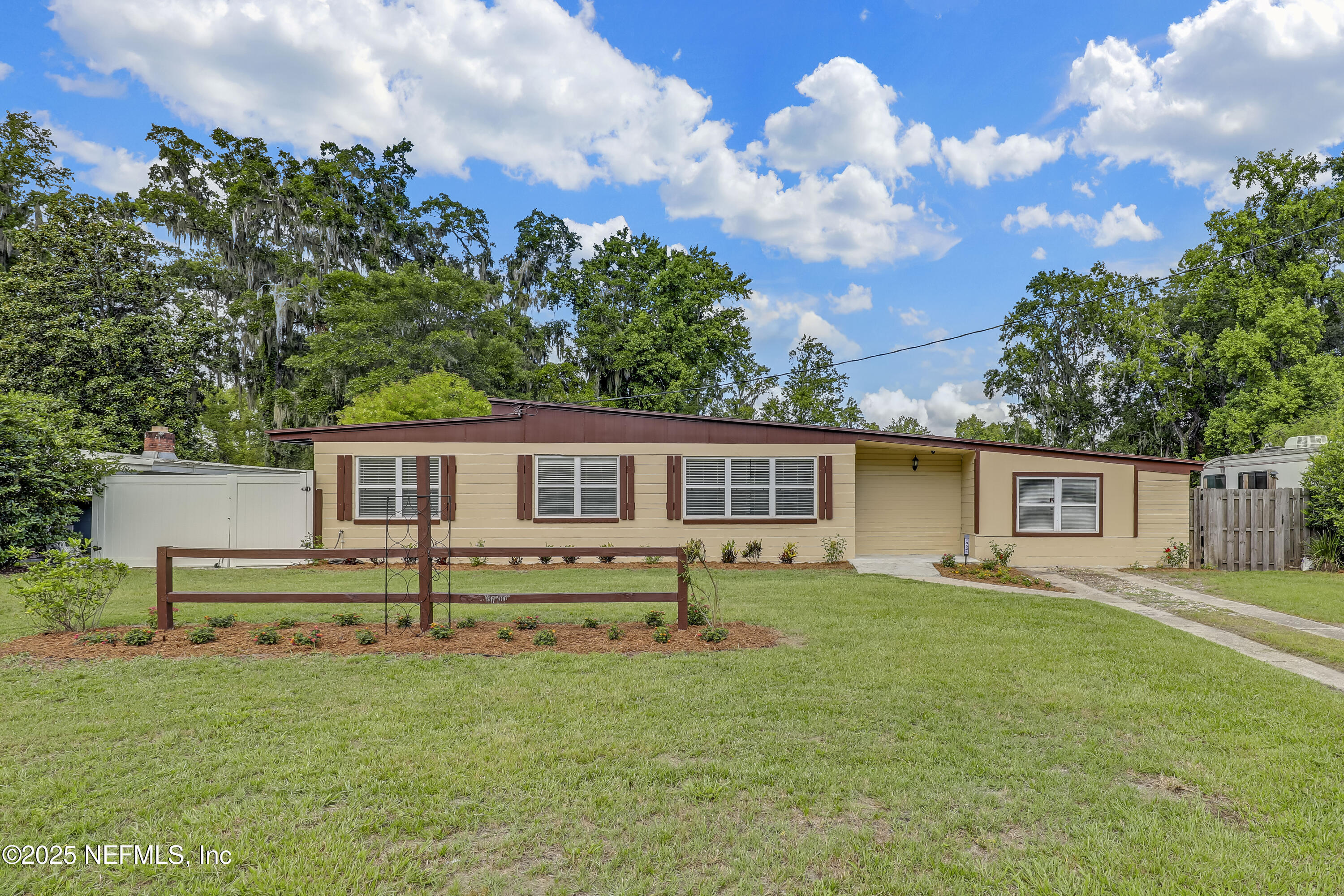 Property Photo:  10524 Rutgers Road  FL 32218 