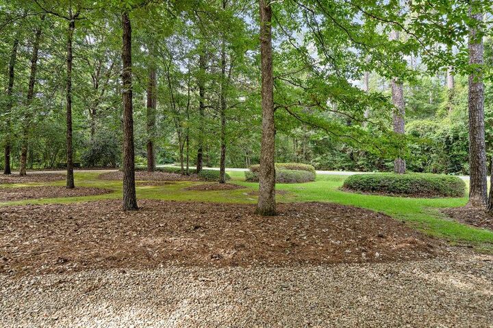 Property Photo: 9 Elizabeth Drive LA 70435