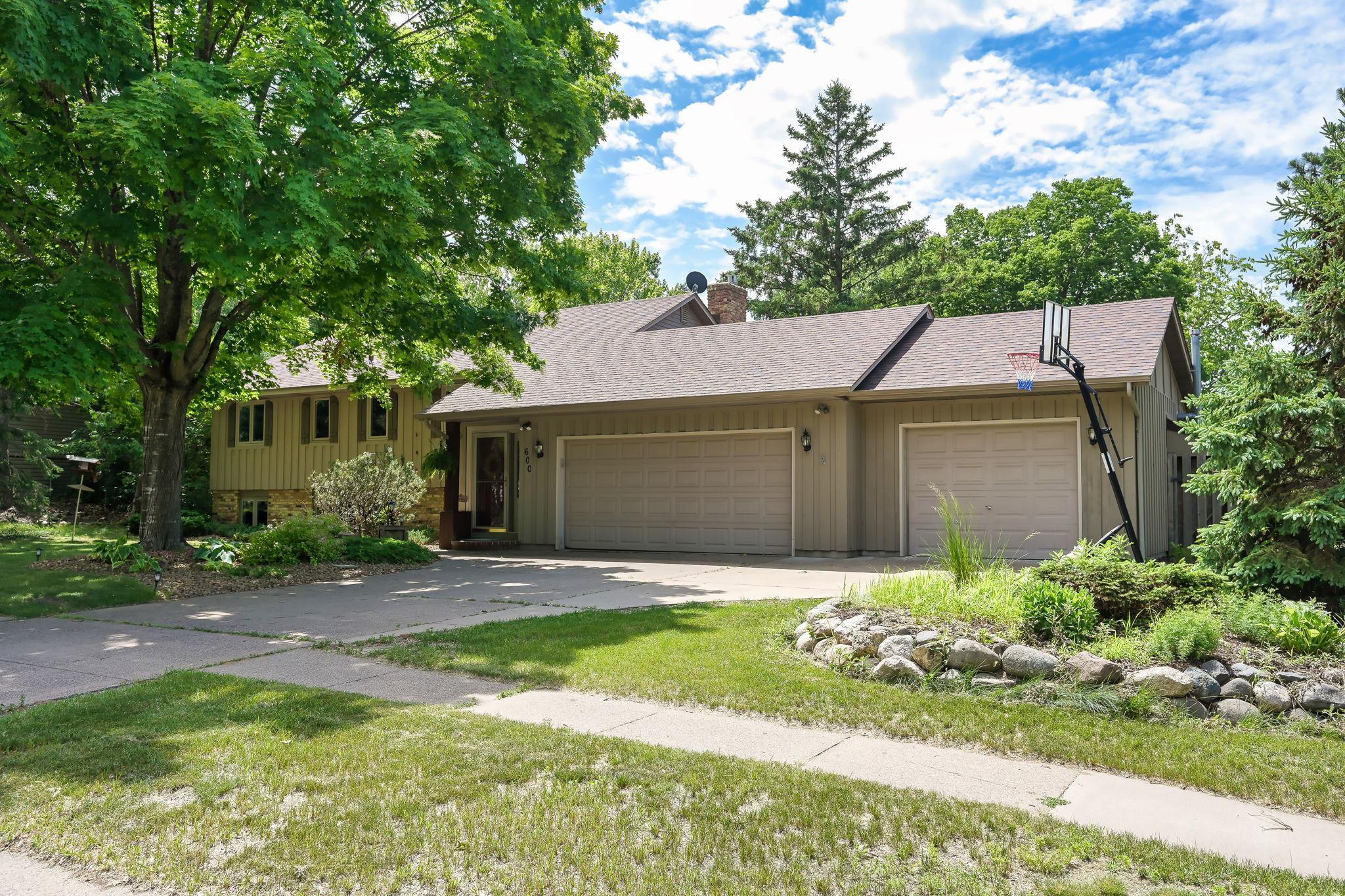 Property Photo: 600 Northland Avenue MN 55082