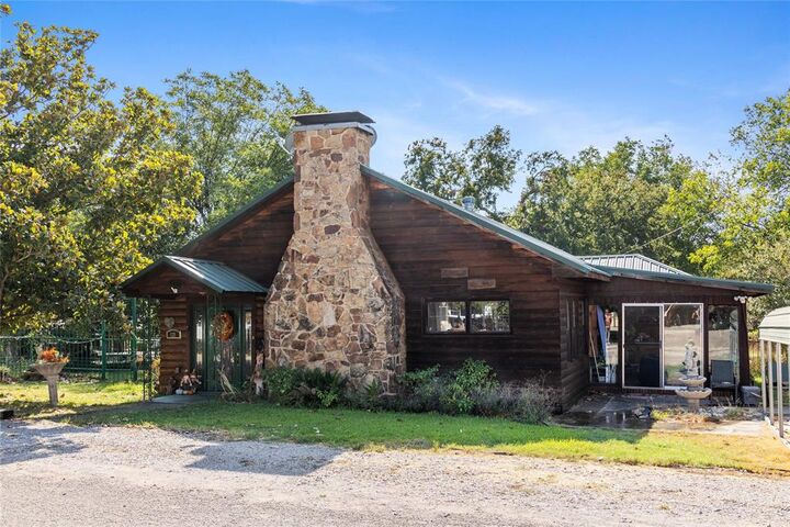 Property Photo: 121 Park St Street TX 76801