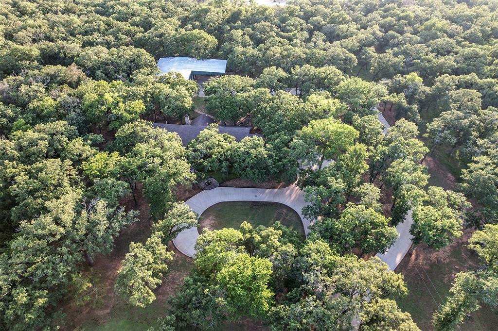 Property Photo:  10017 County Road 604  TX 76009 