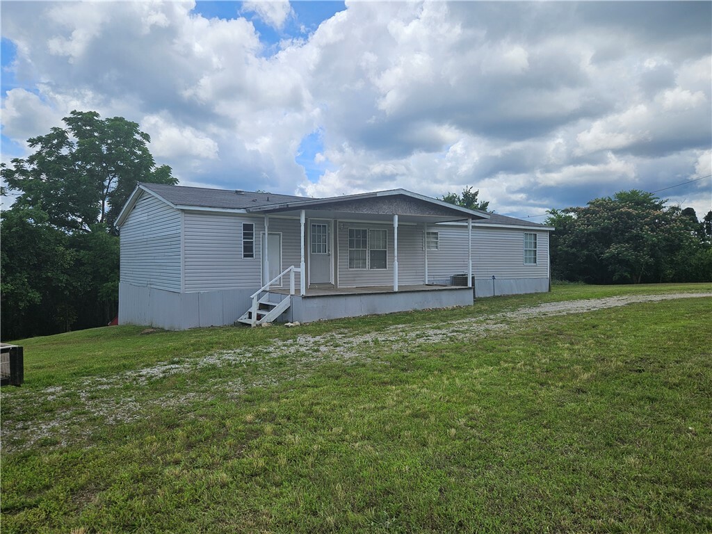 18942 N Hwy 65  Saint Joe Twp AR 72675 photo