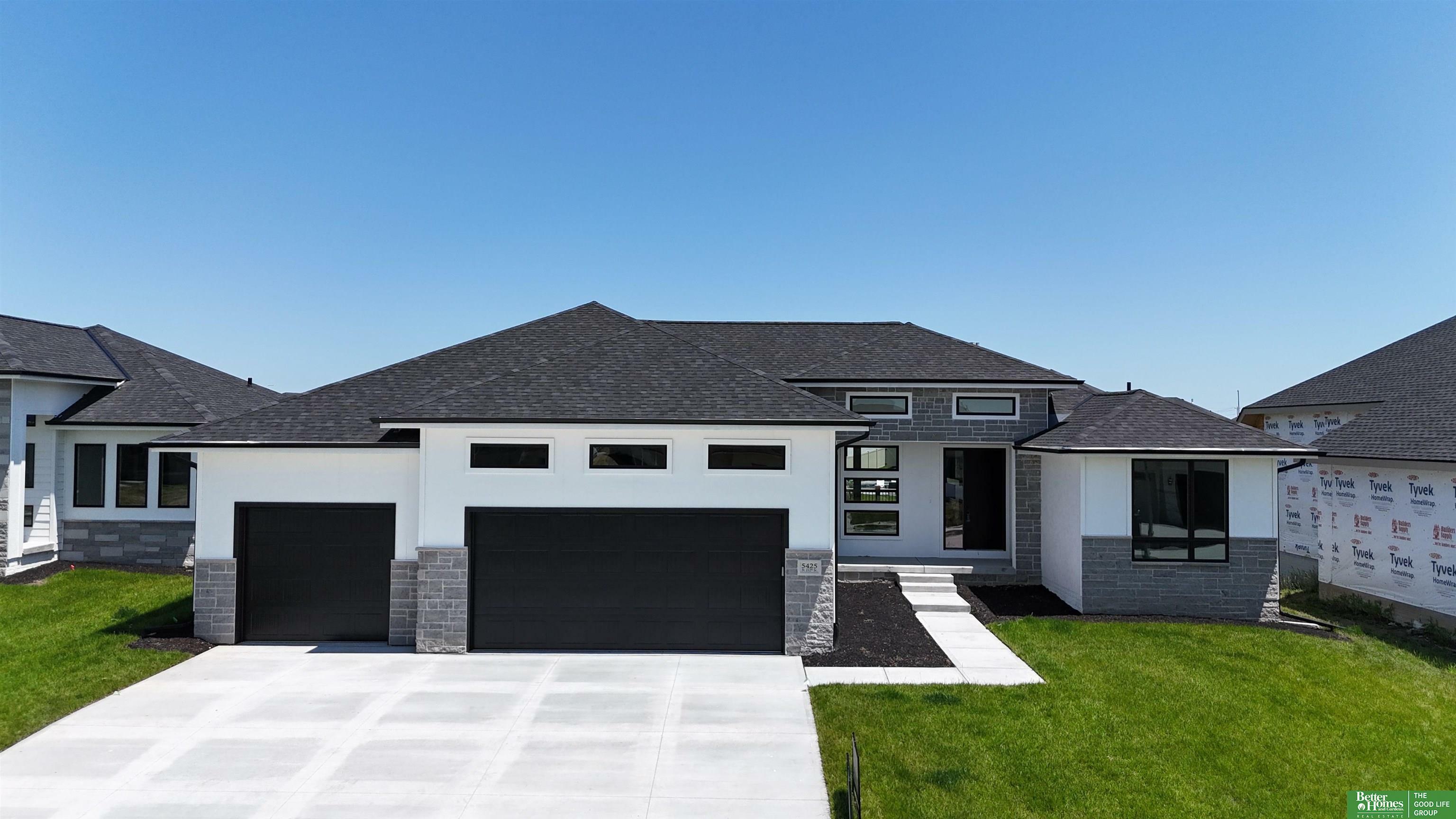 5425 N 212 Street  Elkhorn NE 68022 photo
