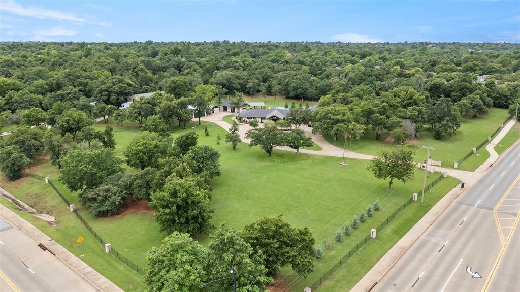 Property Photo: 2800 E 15th Street OK 73013