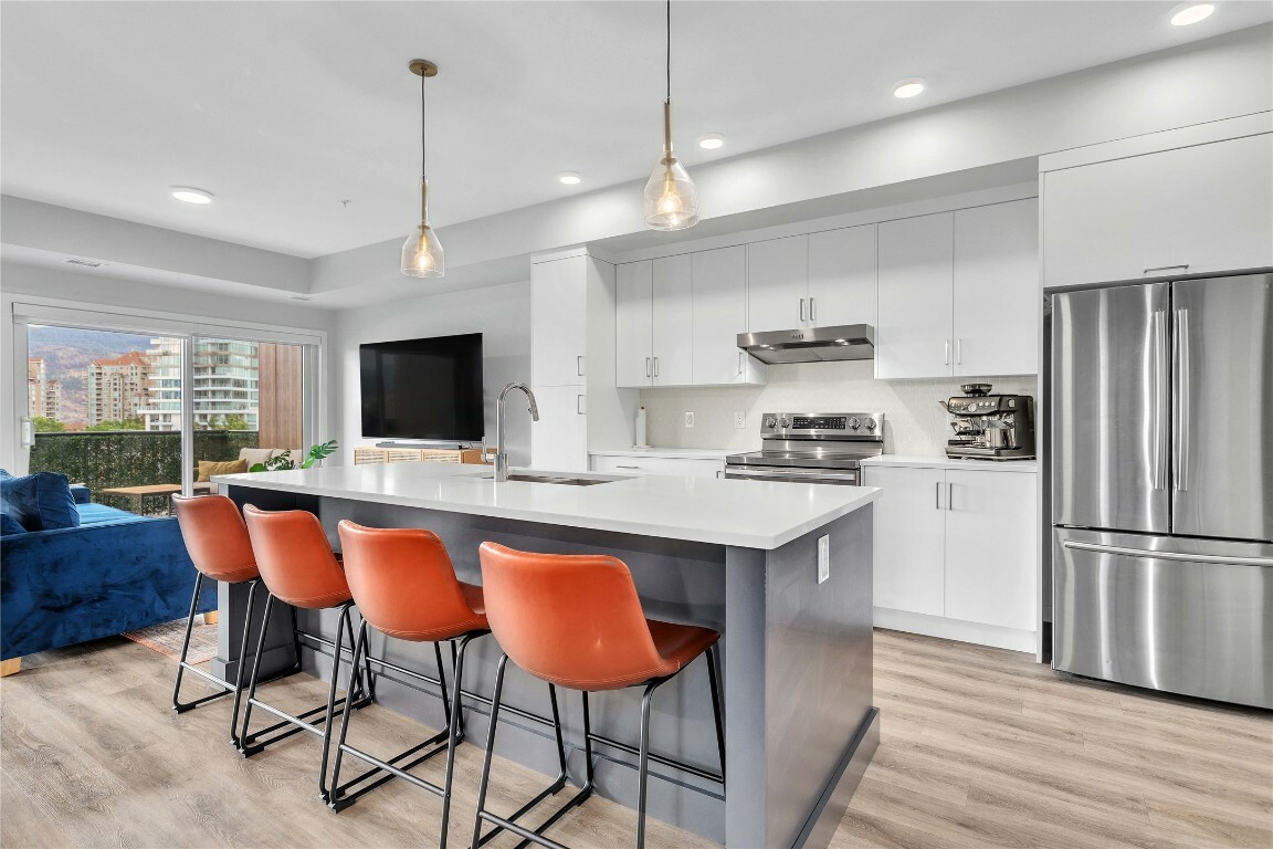 Photo de la propriété:  1215 St Paul Street 508  BC V1Y 2C7 
