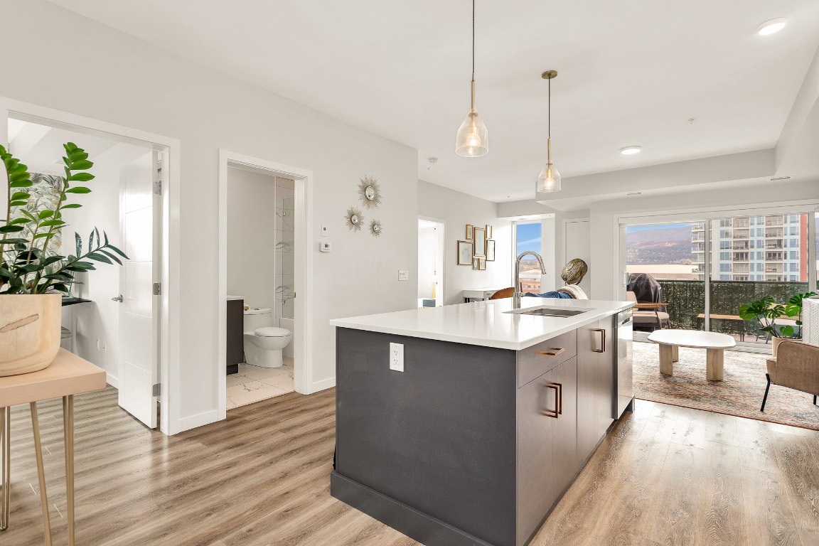 Property Photo: 1215 St Paul Street 508 BC V1Y 2C7