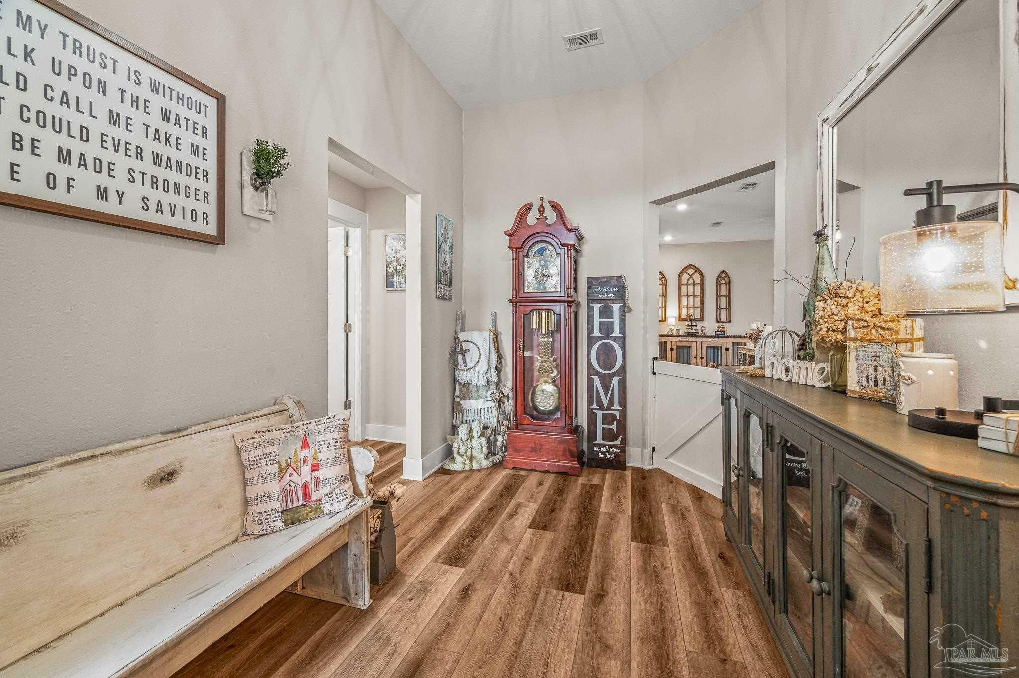 Property Photo:  5671 Dunridge Dr  FL 32571 