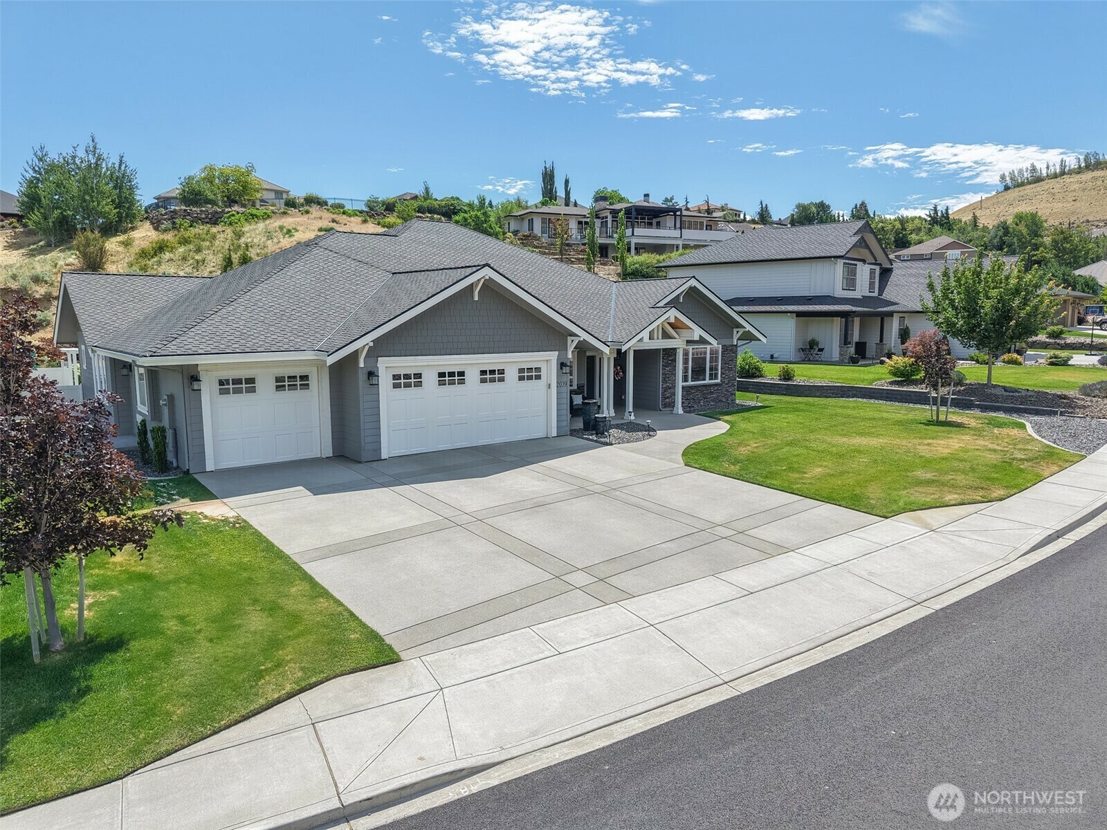 Property Photo: 2039 Maiden Lane WA 98801