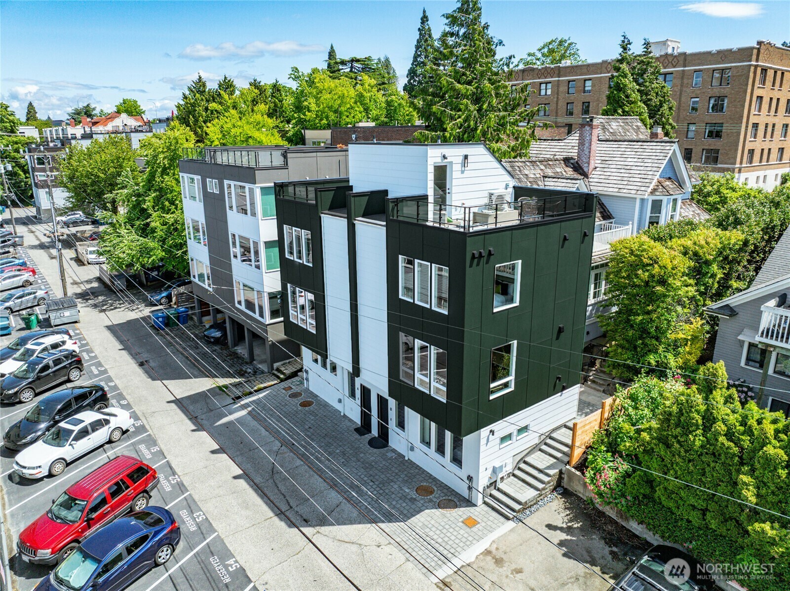 2817  Franklin Avenue E B  Seattle WA 98102 photo