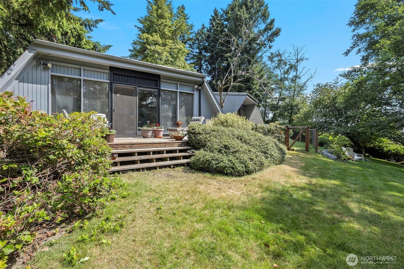 4925  Goodpiper Lane  Freeland WA 98249 photo