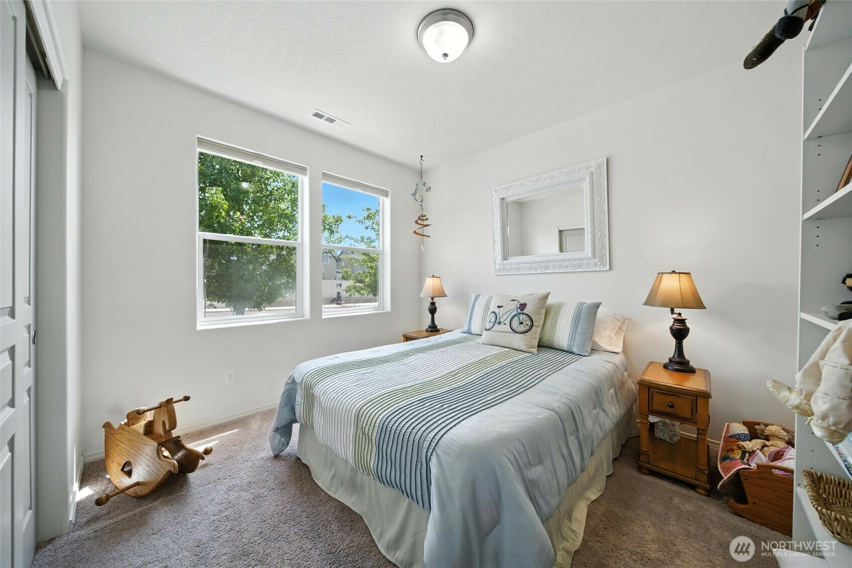Property Photo: 532 SW Alicia Loop WA 99324