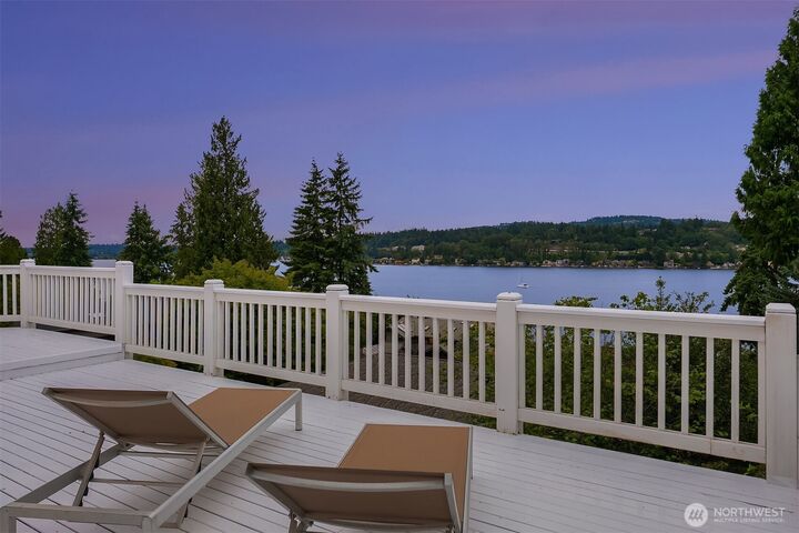 6242 E Mercer Way  Mercer Island WA 98040 photo