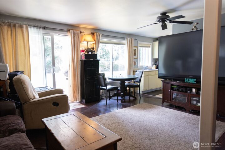 Property Photo: 4228 Wintergreen Lane 124 WA 98226