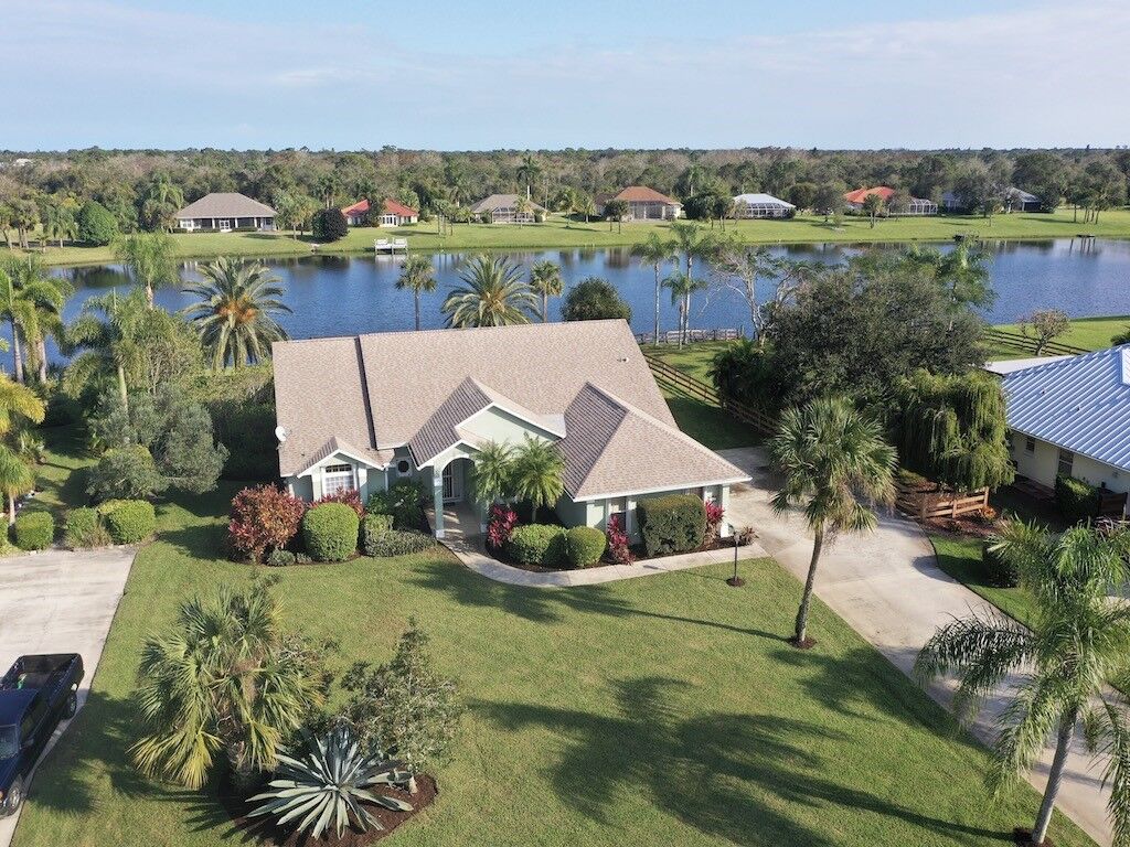 Property Photo:  1517 Eagles Circle  FL 32958 