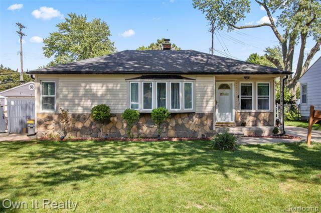 Property Photo:  4673 Dearborndale Street  MI 48125 
