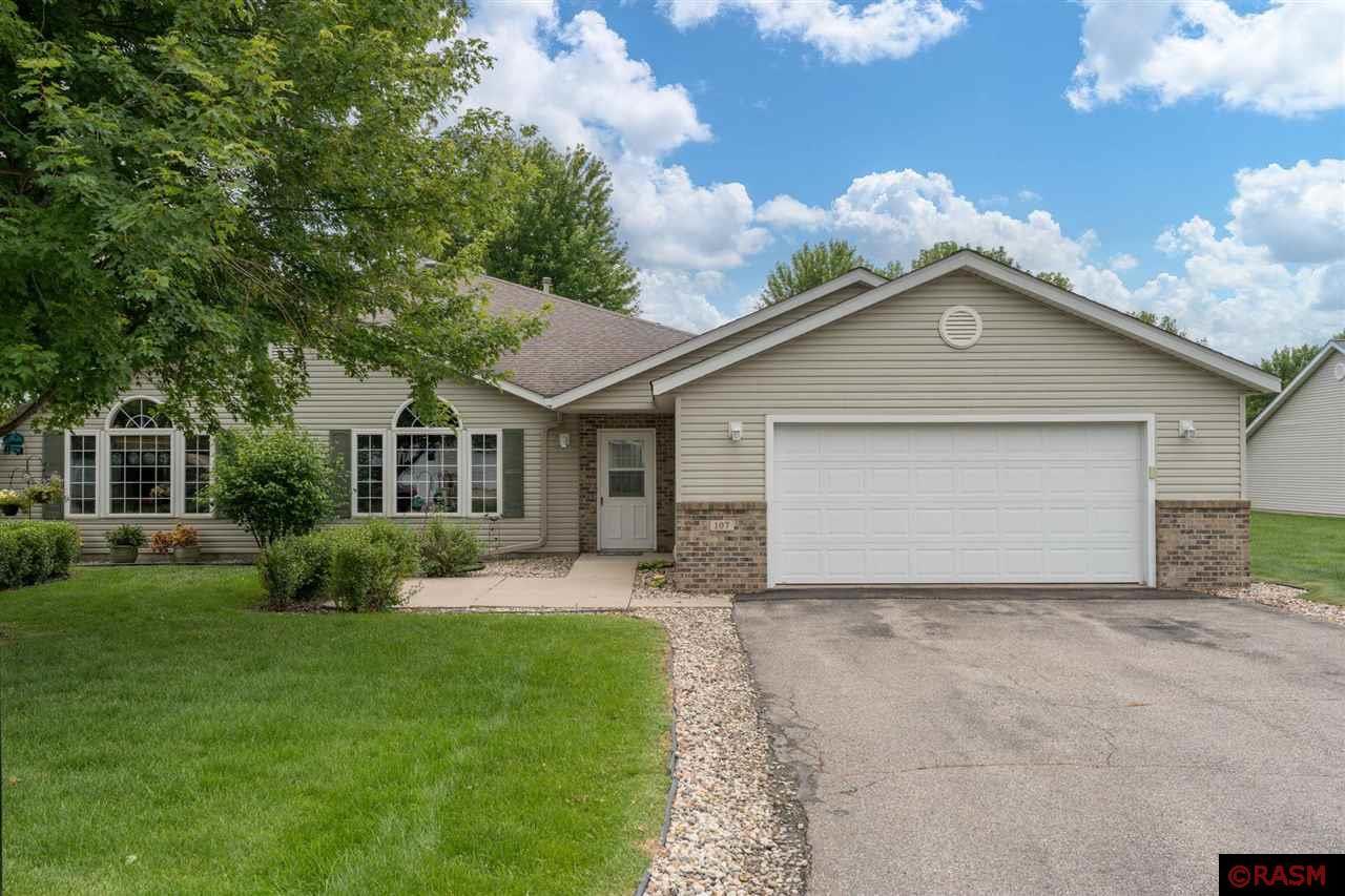 Property Photo: 107 Oxford Path MN 56001