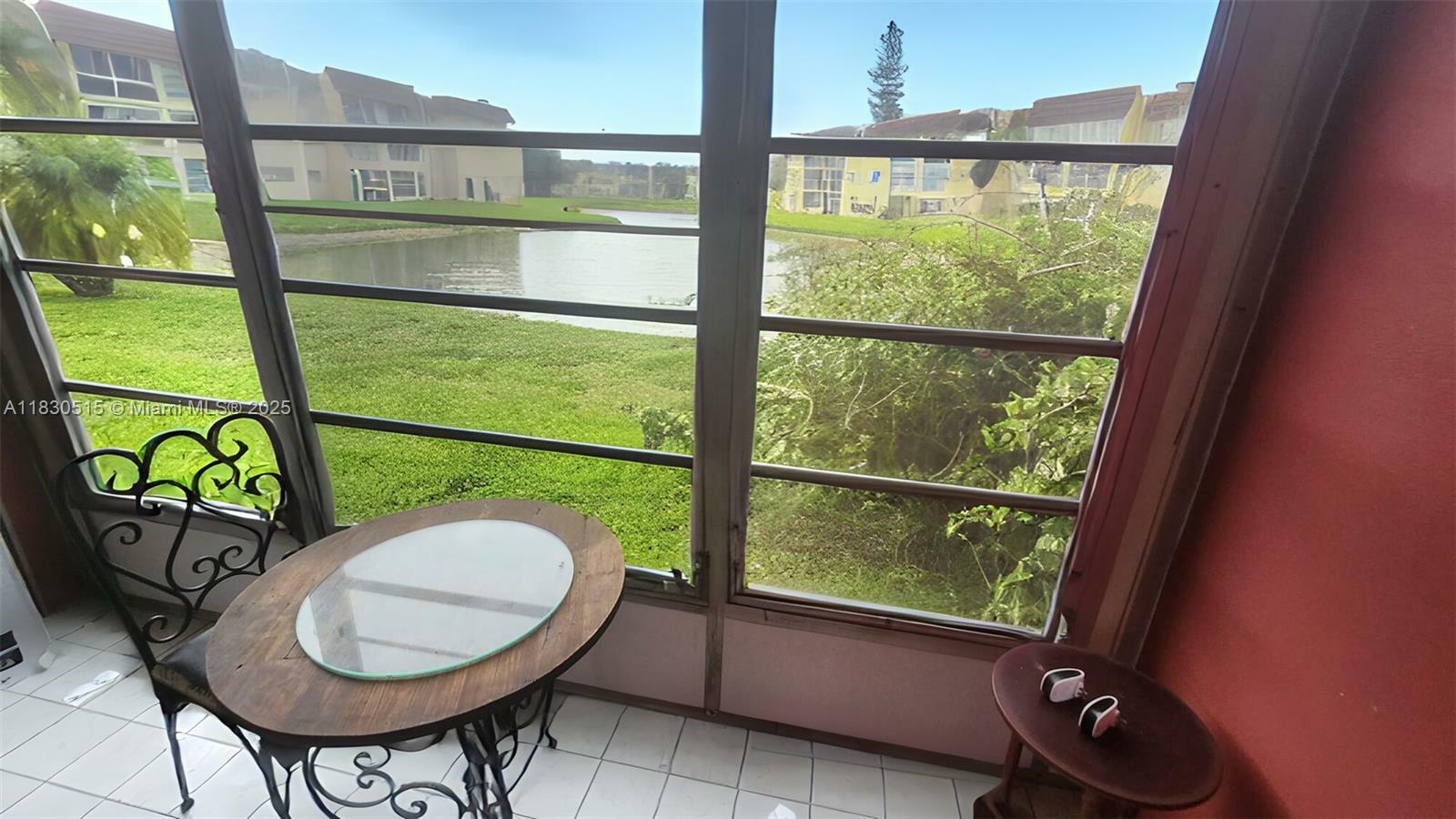 8861 Sunrise Lakes Blvd 106  Sunrise FL 33322 photo
