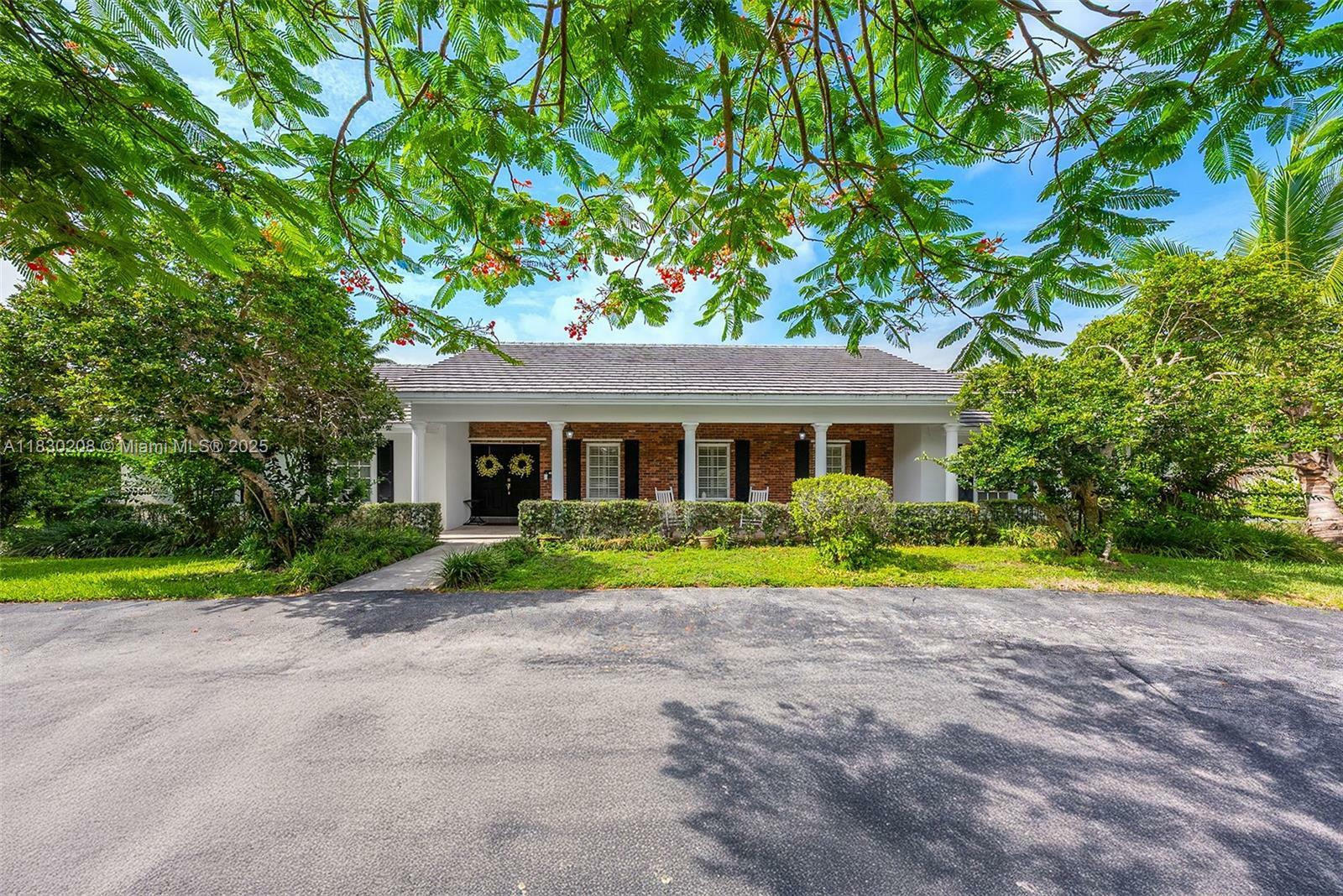Property Photo: 6420 SW 114th St FL 33156