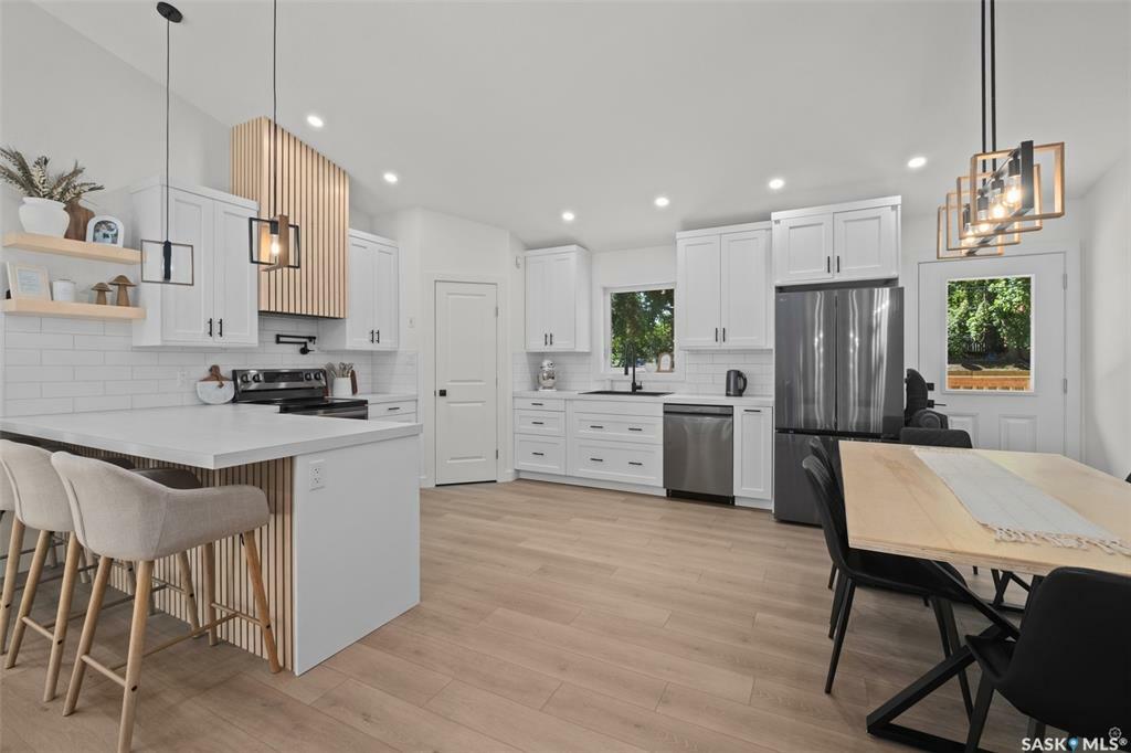 Property Photo:  41 19th Street E  SK S6V 1J1 