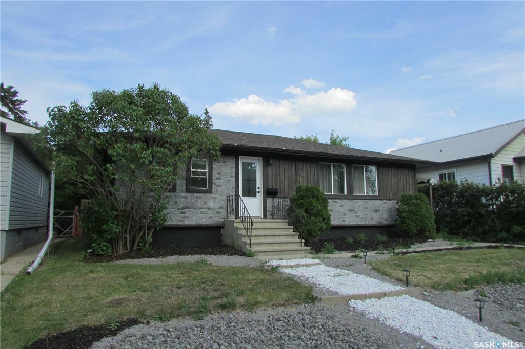Property Photo: 2843 Park Street SK S4N 2H9