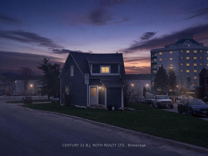 Property Photo:  194 Dunlop Street E  ON L4M 1B4 