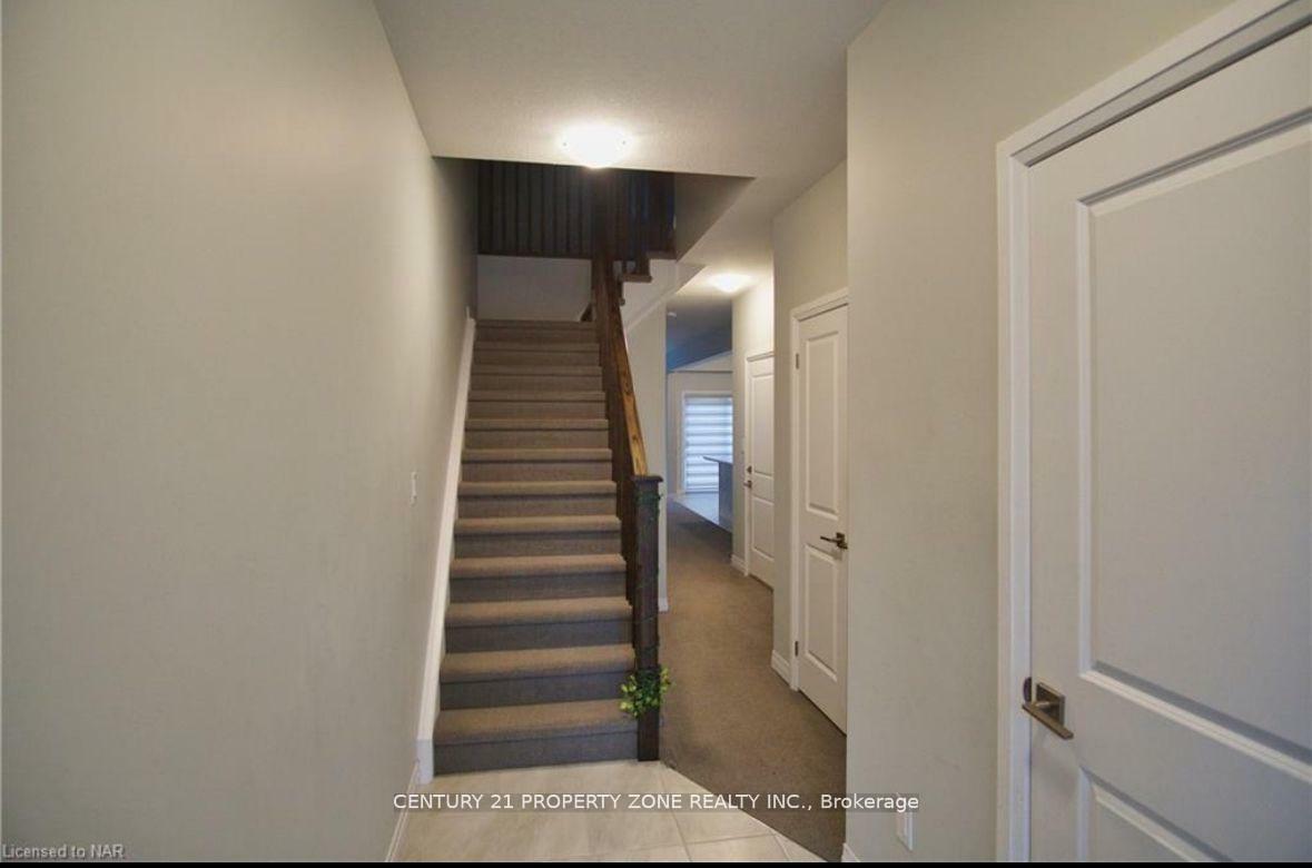 Property Photo:  4891 Pettit Avenue  ON L2E 5H4 