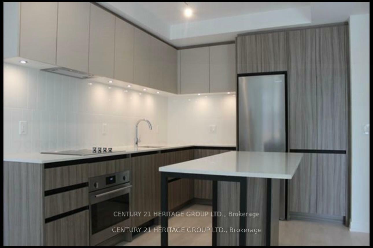 Property Photo:  7950 Bathurst Street B-0103  ON L4J 0L4 