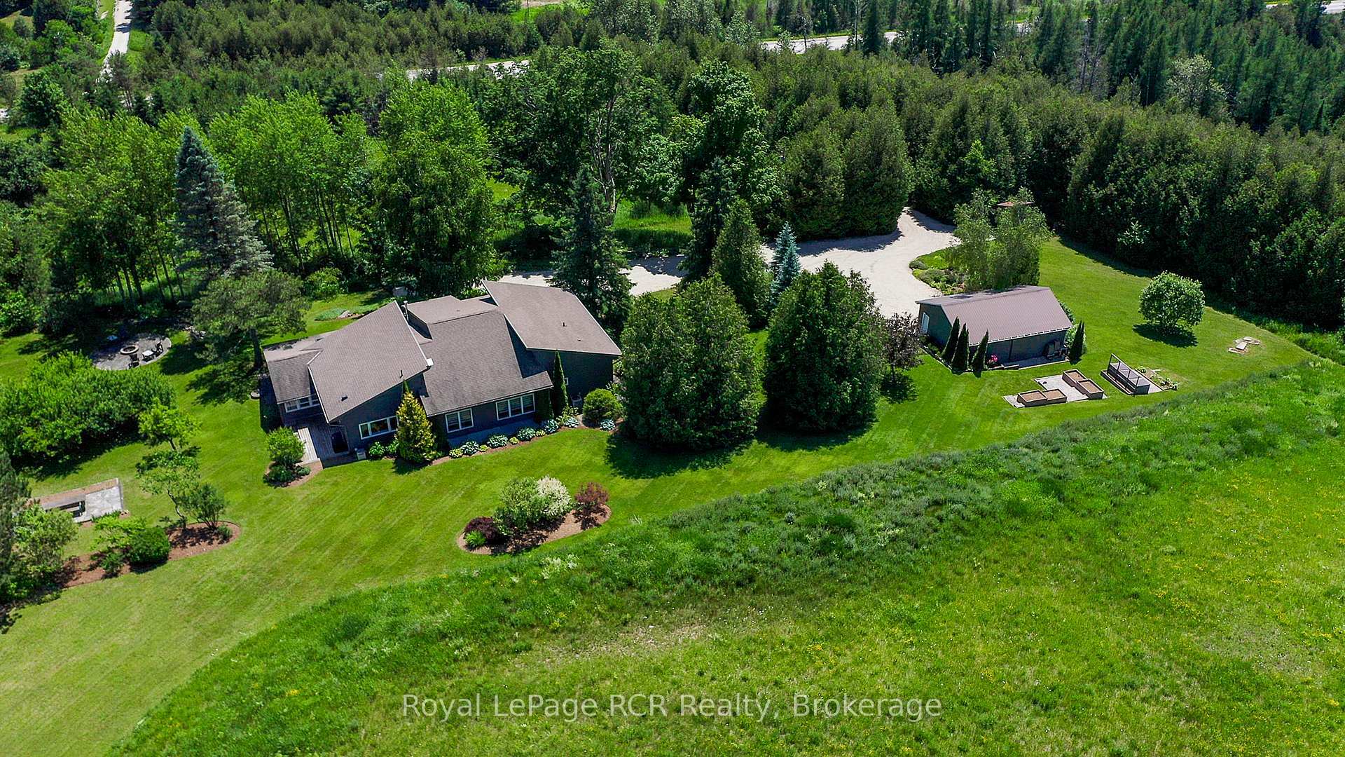 Property Photo: 503801 Grey Rd 12 N/A ON N0C 1H0
