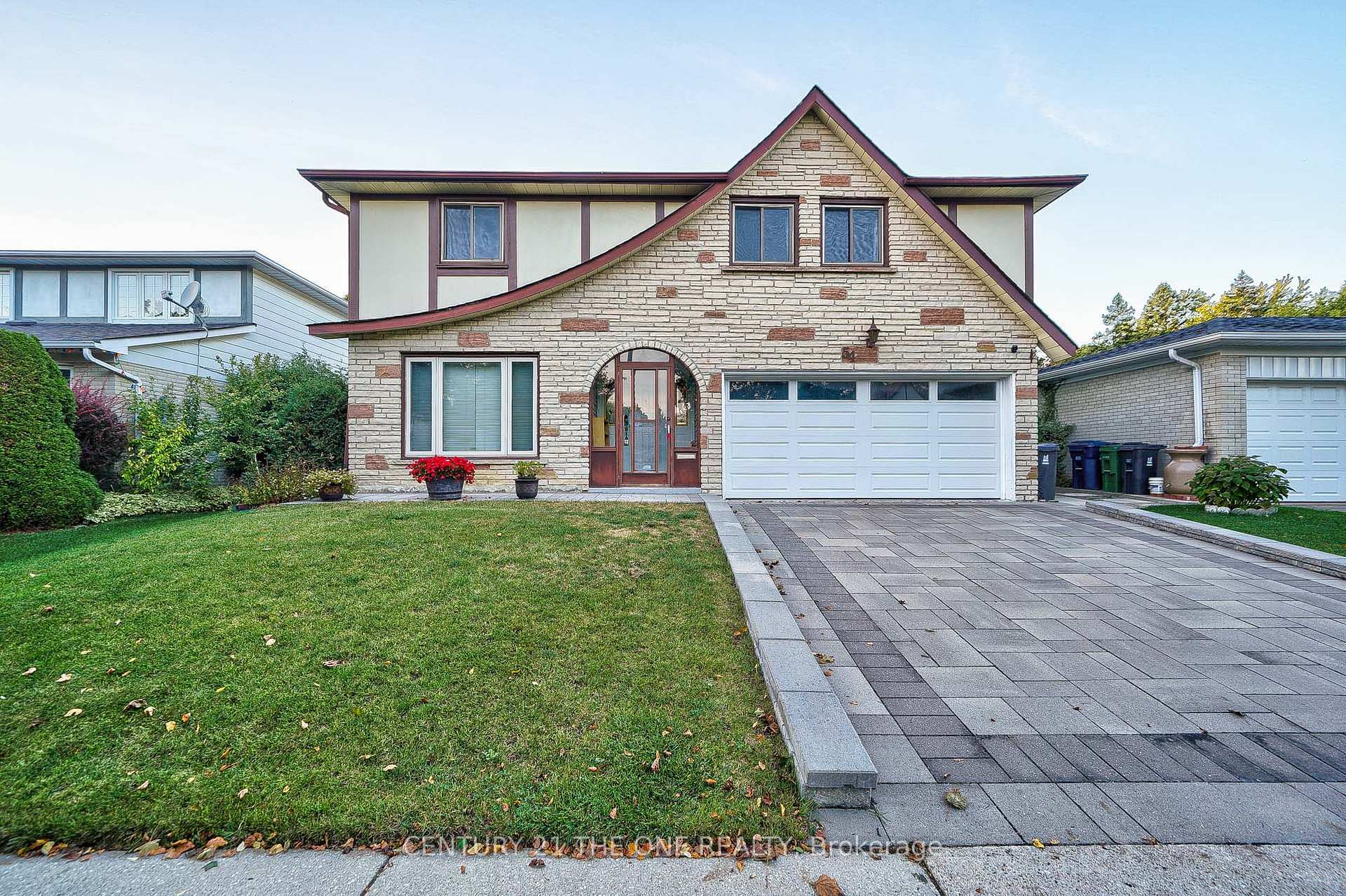 54 Marblemount Crescent  Toronto ON M1T 2H4 photo