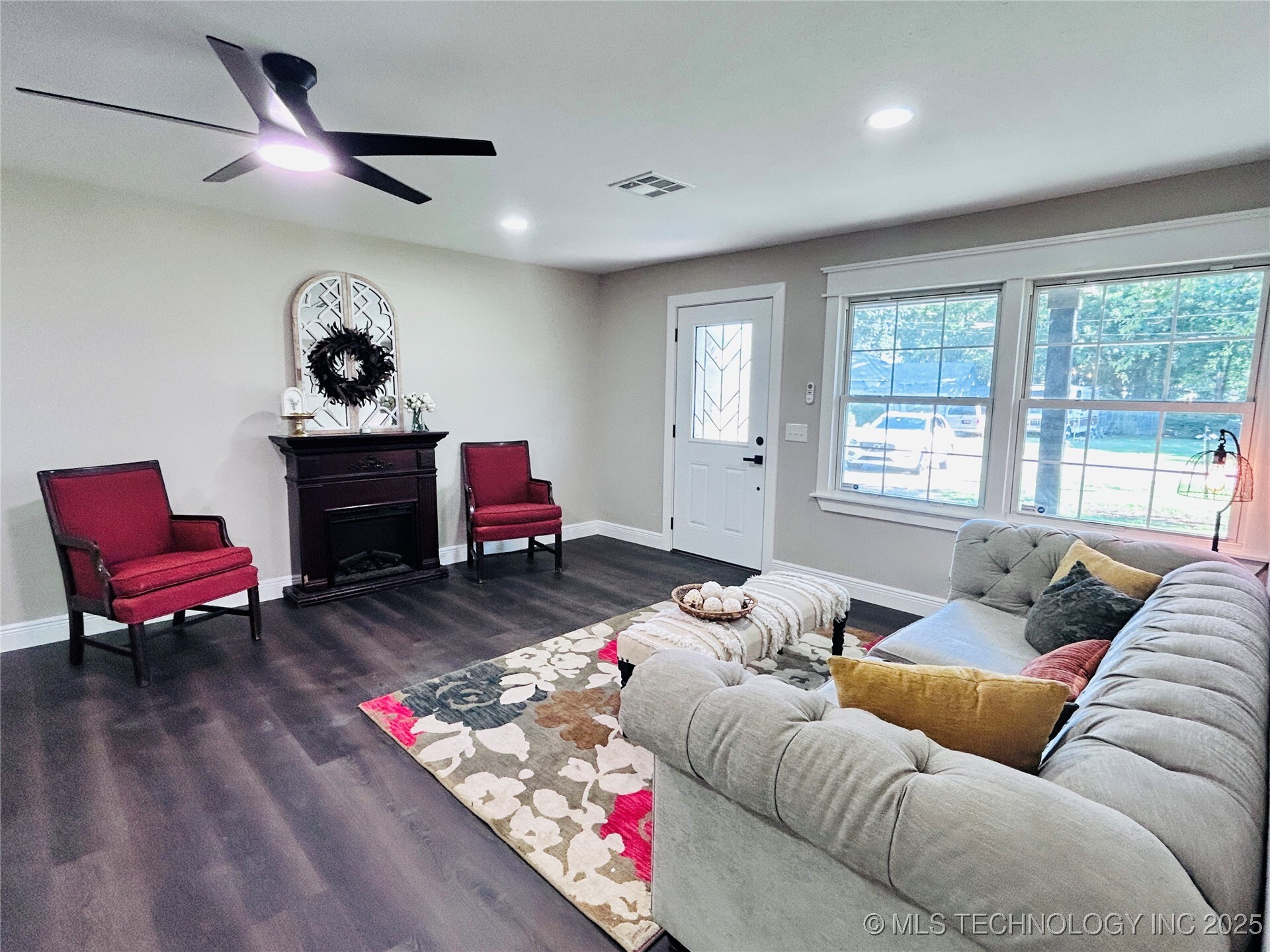Property Photo:  804 SE 7th Street  OK 74467 