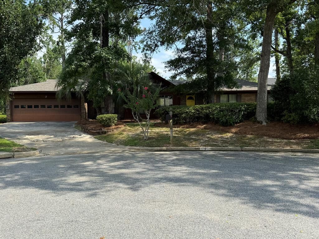 Property Photo:  7 Winding Circle  GA 31602 