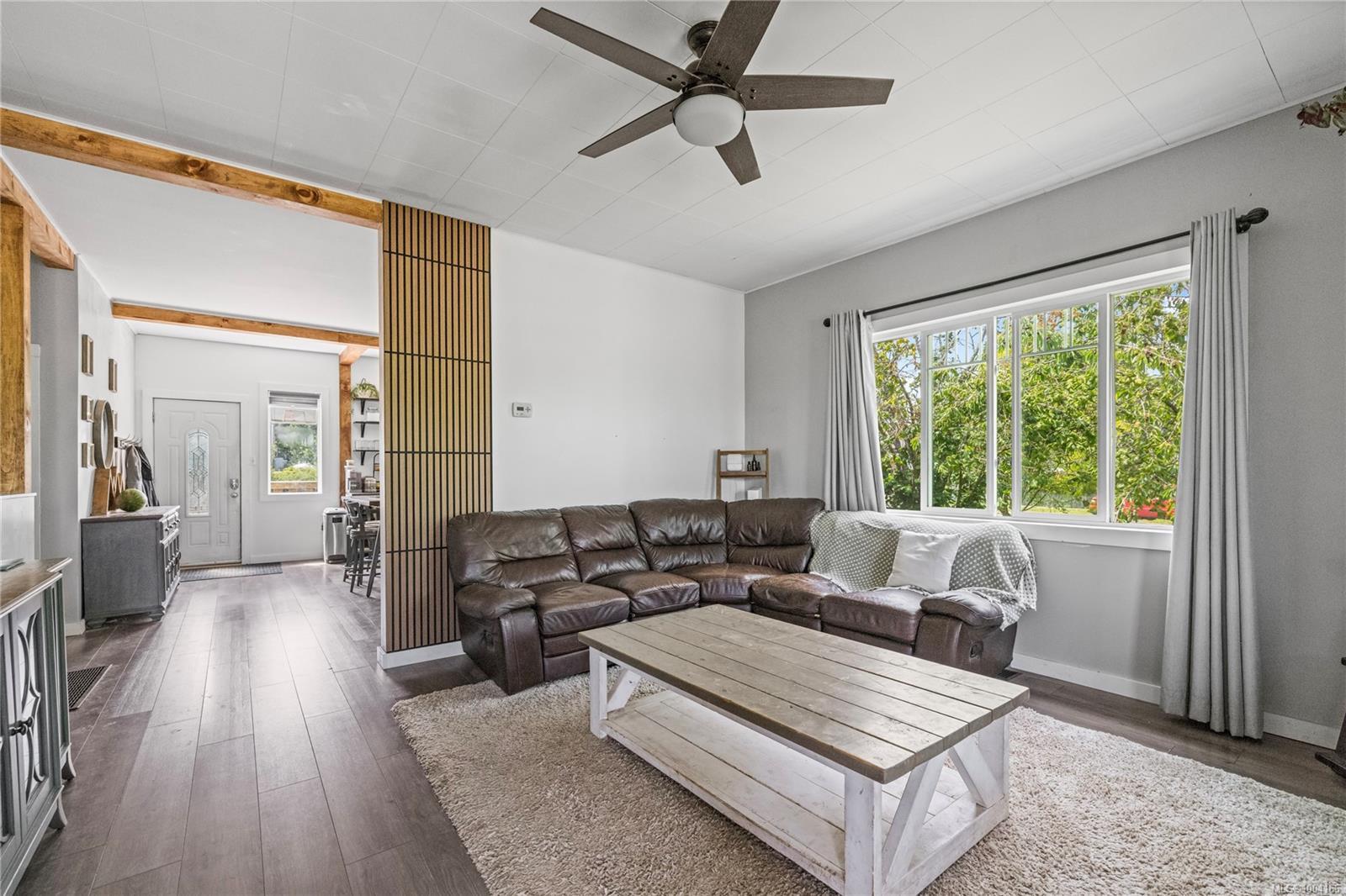 Property Photo: 440 3rd Ave BC V9G 1A7
