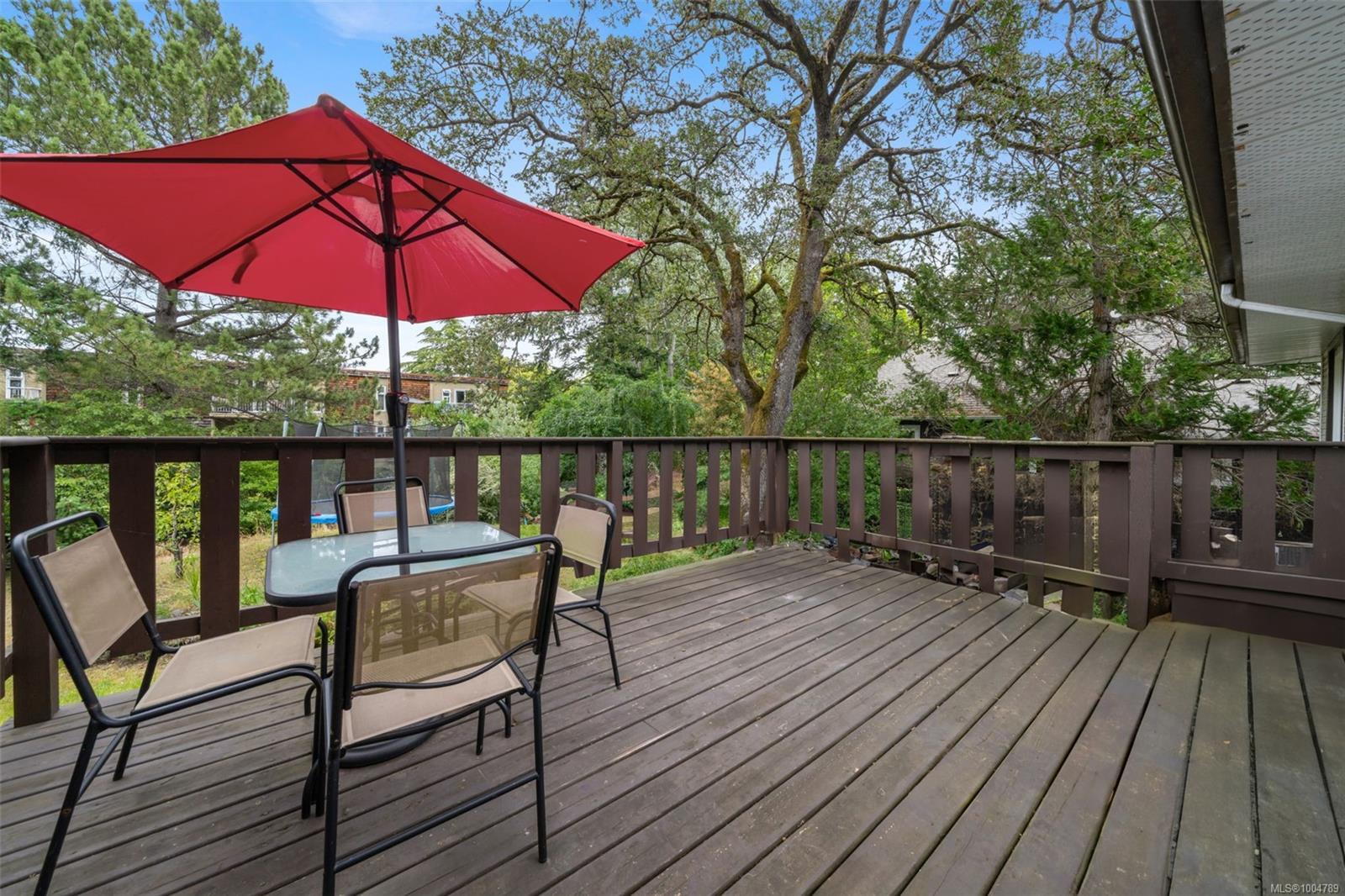 Property Photo: 120 Kamloops Ave BC V8Z 1W3