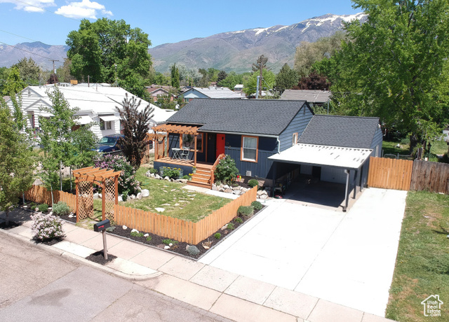Property Photo:  92 Colonial Ave  UT 84041 