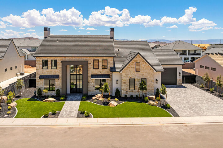 692 E Chloe Ln  Washington UT 84780 photo