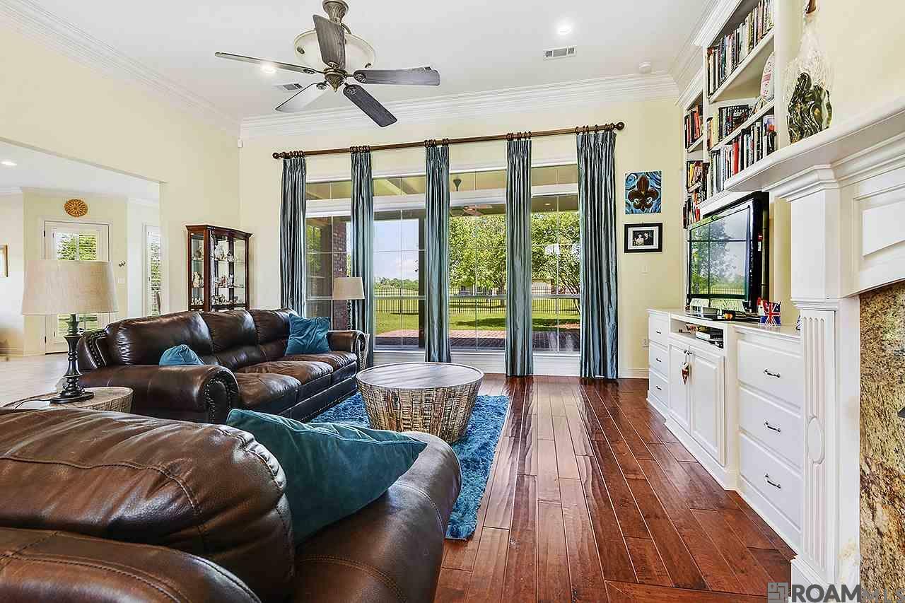 Property Photo: 3226 Coates Crossing LA 70810