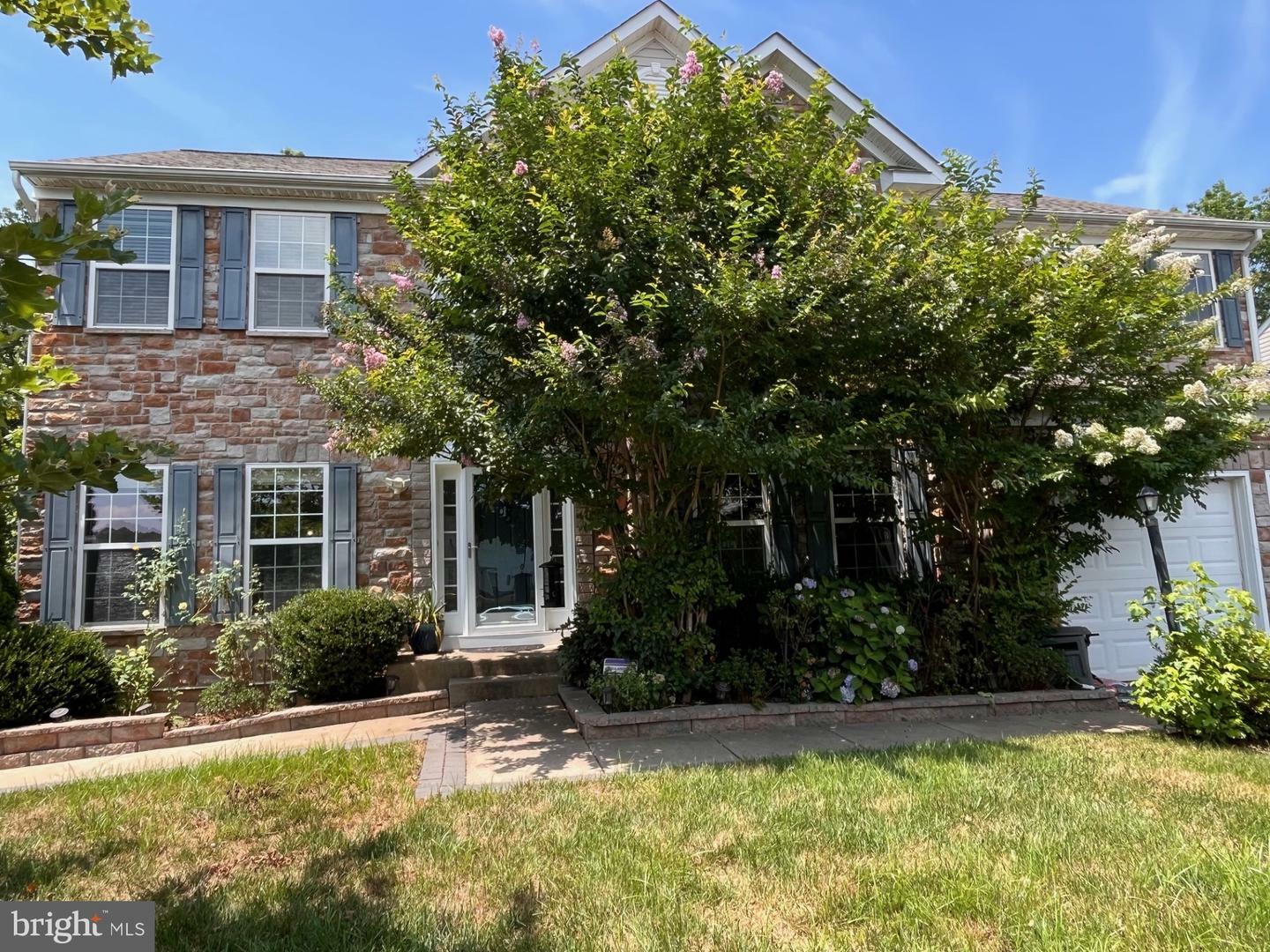 Property Photo: 16268 Eagle Flight Circle VA 22191