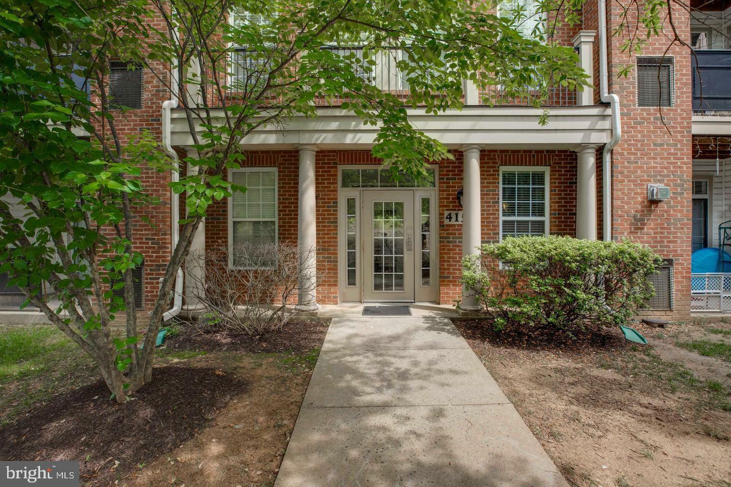 Property Photo:  4191 Lochleven Trail 302  VA 22030 