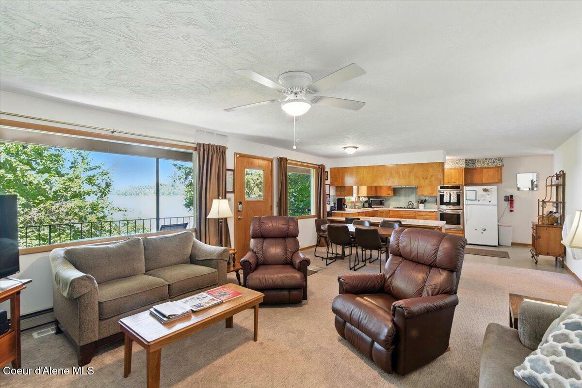 Property Photo:  2525 E Upper Hayden Lake Rd  ID 83835 
