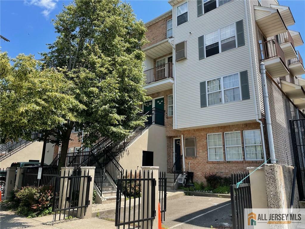 Property Photo:  76 Union Street A10  NJ 07105 