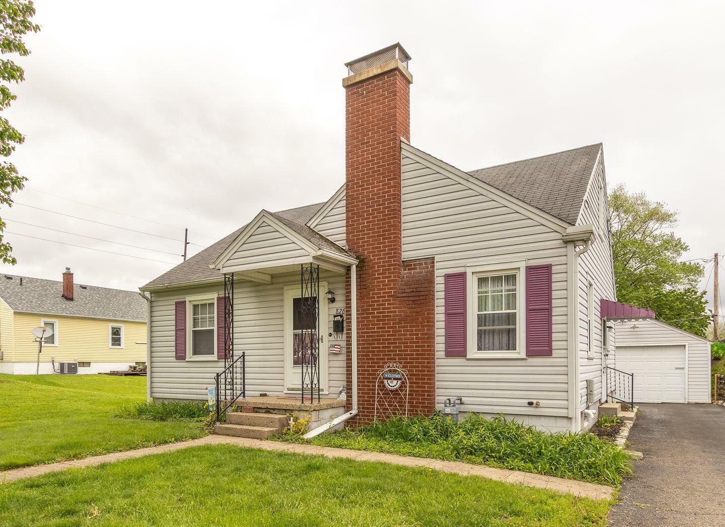 Property Photo:  826 Schory Avenue  OH 43130 