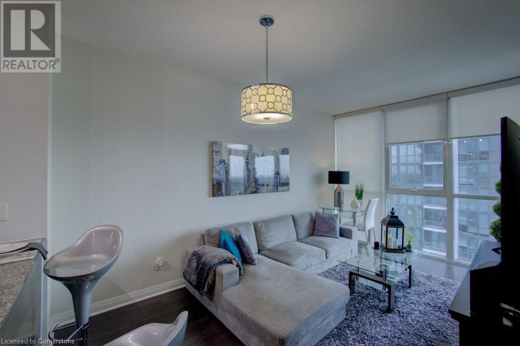 Property Photo:  75 Eglinton Avenue West 1601  ON L5R 0E5 