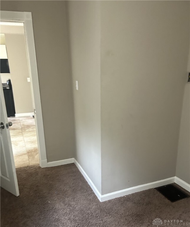 Property Photo: 1424 Elmdale Drive OH 45409