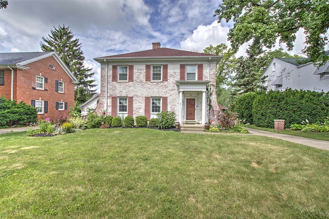 215 S Glencoe Avenue  Decatur IL 62522 photo