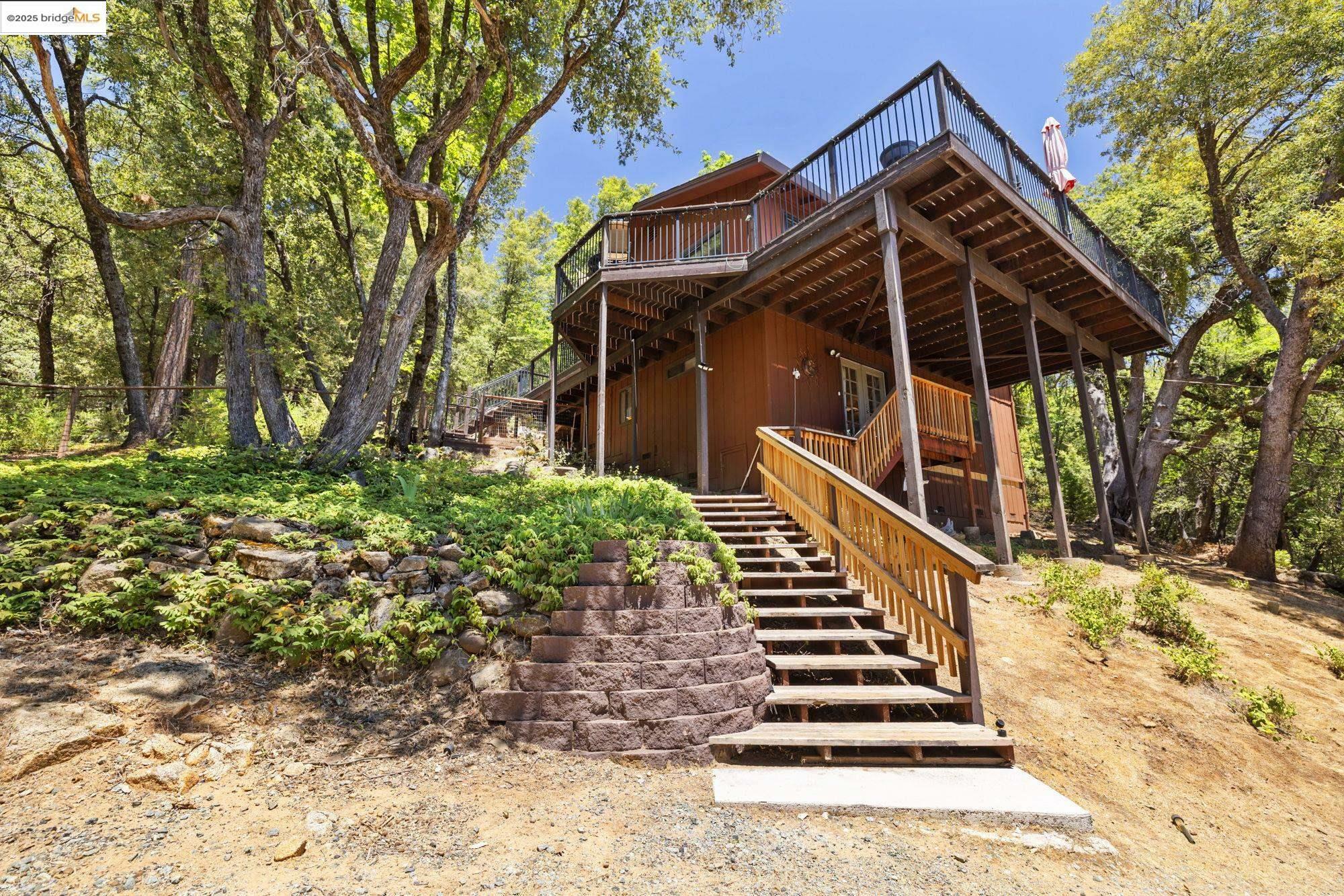 Property Photo: 23406 Tanager Dr CA 95383
