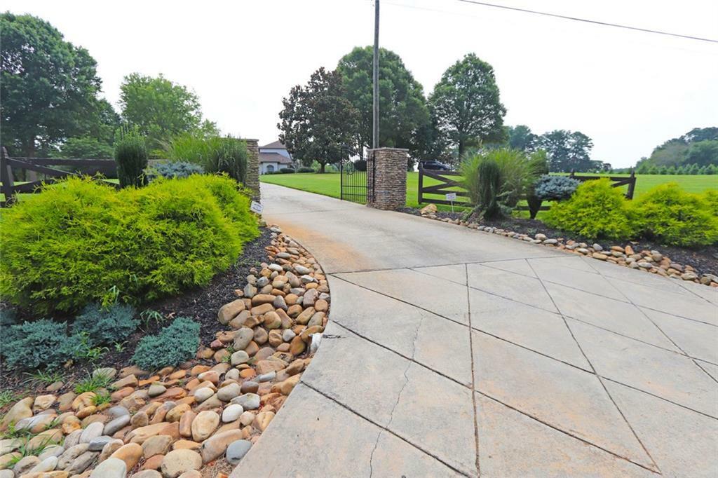 Property Photo: 471 McBrayer Road GA 30113