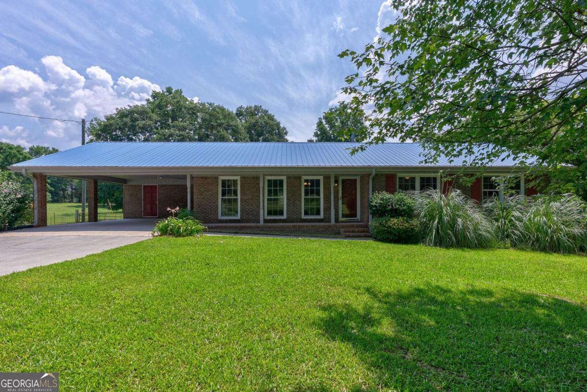 Property Photo:  1131 Treadwell Bridge Road  GA 30666 