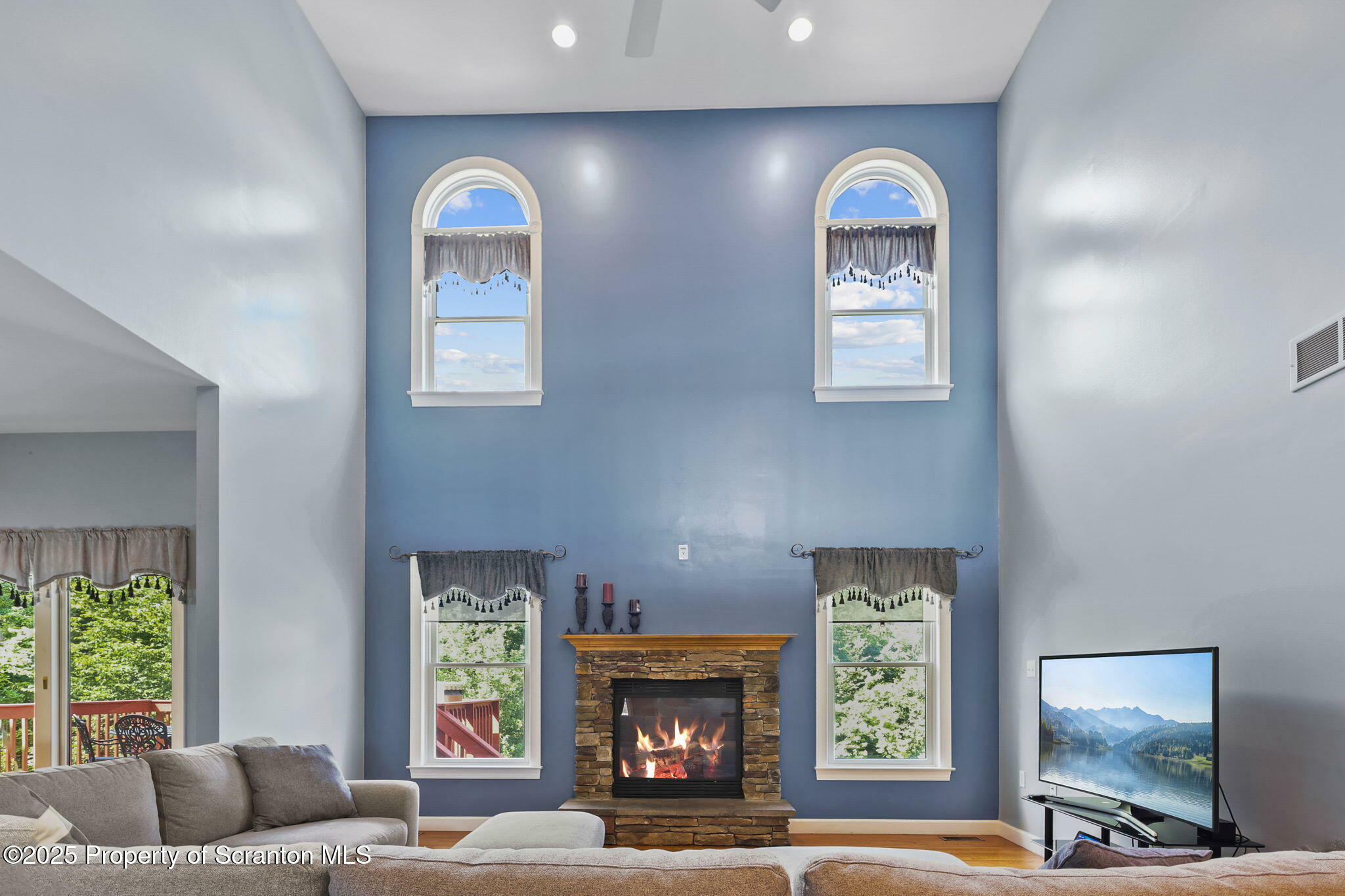 Property Photo:  217 Carpenter Hill Road  PA 18411 